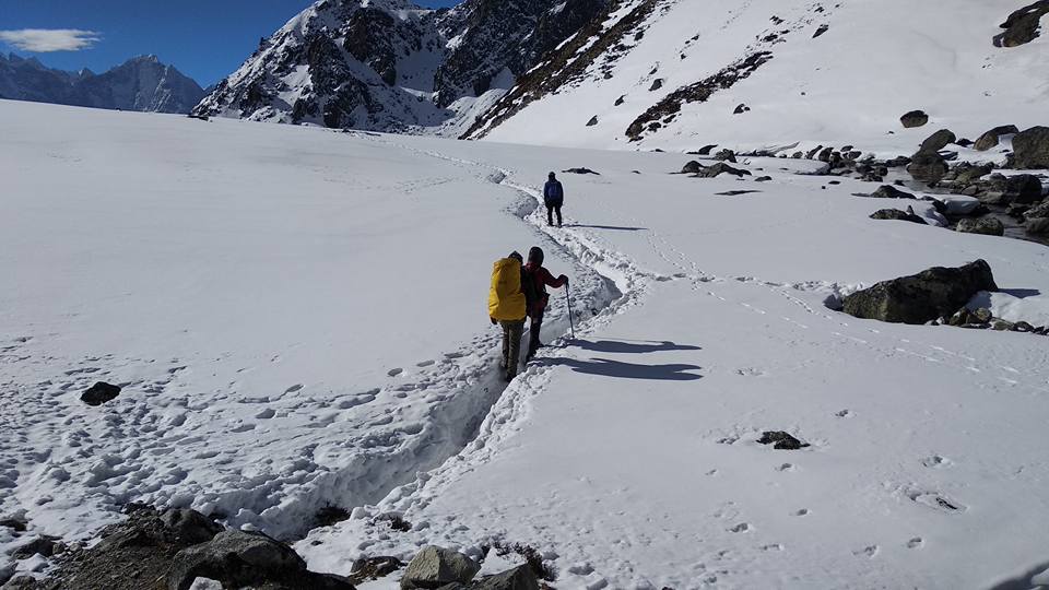 Gokyo chola pass to everest base camp