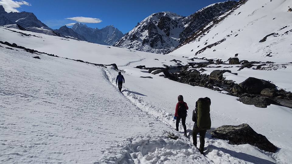 Gokyo lake trek in spring season