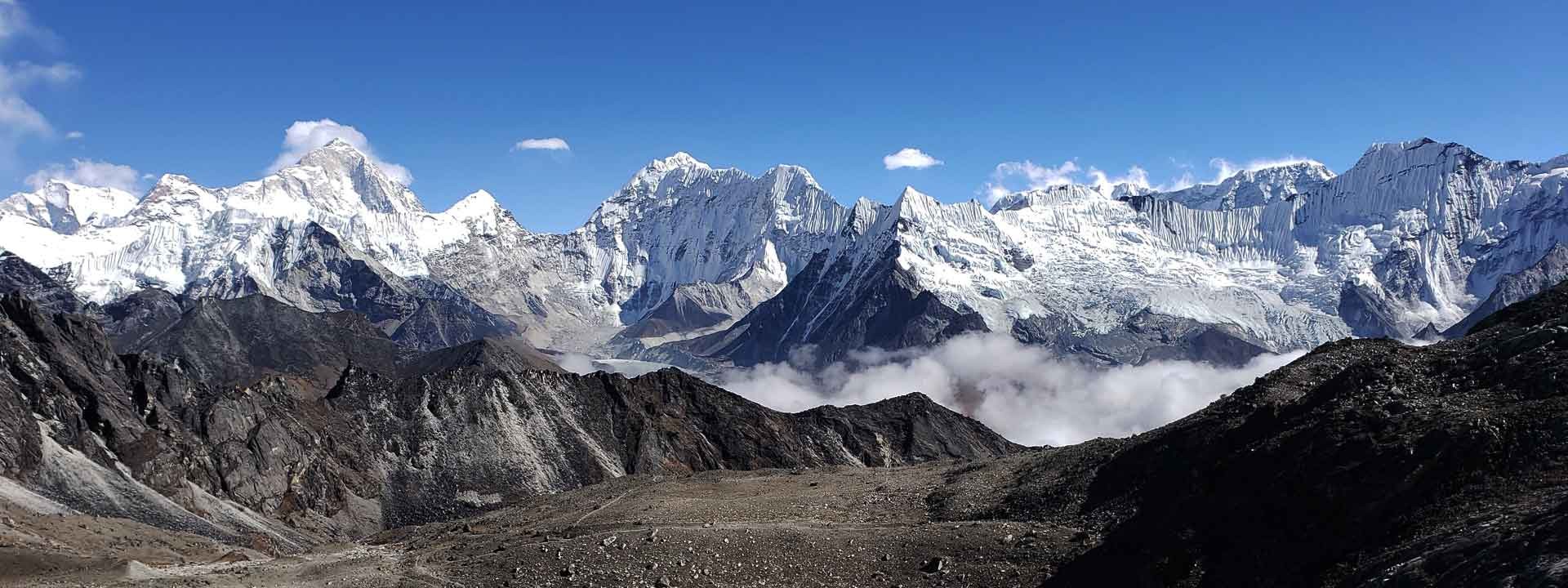 Gokyo valley trekking in Nepal